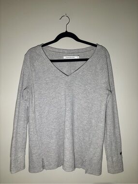 Calvin Klein Jeans Gray Ribbed V-Neck Top